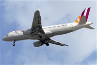 Adolfmalet-Spotters Barcelona-El Prat. Click to see full size photo