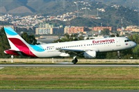 �Manuel Fernandez. Click to see full size photo