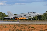 �Anonymous aviation photographer-AIRE.ORG. Click to see full size photo