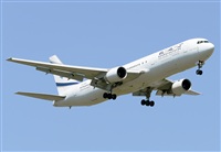 Adolfmalet-Spotters Barcelona-El Prat. Click to see full size photo