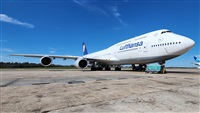 Cabin Crew Spotting. Click to see full size photo