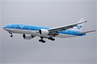 Naoto Goto - South American Spotters Asu-Py. Click to see full size photo