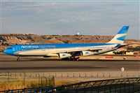 Juanma Bango. Click to see full size photo