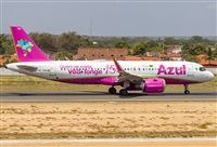 Alexandro Dias. Click to see full size photo