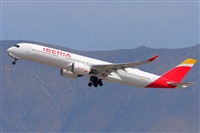 �Miguel A. �gueda Rguez.  (CANARY ISLANDS SPOTTING). Click to see full size photo