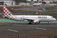 �Adolfo Bento - Gran Canaria Spotters. Click to see full size photo