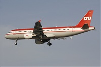 Cele - Spotters BCN. Click to see full size photo