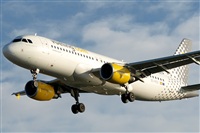 Jorge Medina - Spotters Barcelona - El Prat. Click to see full size photo