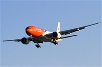 Adolfmalet-Spotters Barcelona-El Prat. Click to see full size photo