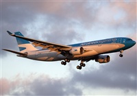 Marc Burgueros - Aerobarcelona. Click to see full size photo