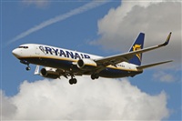 Jordi Rull Dalmau.Spotters BCN-El Prat. Click to see full size photo