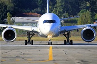 Pere  Escala - Spotters Barcelona-El Prat. Click to see full size photo