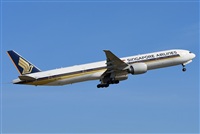 Adolfmalet-Spotters Barcelona-El Prat. Click to see full size photo