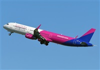 Adolfmalet-Spotters Barcelona-El Prat. Click to see full size photo