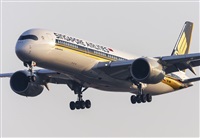 Oriol-Spotters Barcelona-El Prat. Click to see full size photo