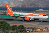 Adolfo Bento - Gran Canaria Spotters. Click to see full size photo