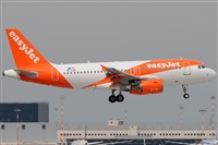 Gabriele Fontana - Tuscan Aviation. Click to see full size photo