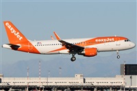 Gabriele Fontana - Tuscan Aviation. Click to see full size photo