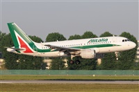 Gabriele Fontana - Tuscan Aviation. Click to see full size photo