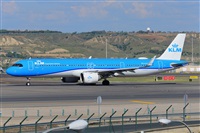 �Miguel A. �gueda Rguez.  (CANARY ISLANDS SPOTTING). Click to see full size photo
