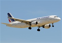 Adolfmalet-Spotters Barcelona-El Prat. Click to see full size photo