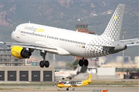 Jorge Medina - Spotters Barcelona - El Prat. Click to see full size photo