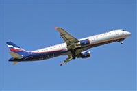 Jordi Rull Dalmau.Spotters BCN-El Prat. Click to see full size photo