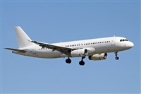 Jordi Rull Dalmau.Spotters BCN-El Prat. Click to see full size photo