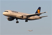 Gabriele Fontana - Tuscan Aviation. Click to see full size photo