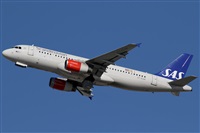 Jorge Medina - Spotters Barcelona - El Prat. Click to see full size photo