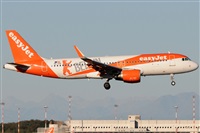Gabriele Fontana - Tuscan Aviation. Click to see full size photo