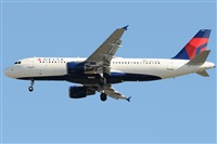 Gabriele Fontana - Tuscan Aviation. Click to see full size photo