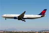 �Eduardo Seijo. Click to see full size photo