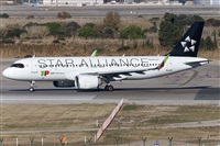 �Jorge Medina - Spotters Barcelona El Prat. Click to see full size photo