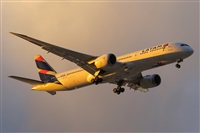 �CarlosEnamorado. Click to see full size photo