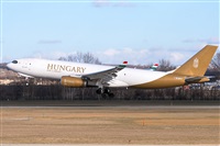 �Tam�s. Click to see full size photo