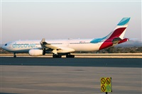 �C�sar Prieto. Click to see full size photo