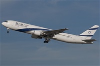 Yolanda Blay - Spotters Barcelona - El Prat. Click to see full size photo