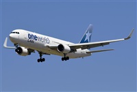 Adolfmalet-Spotters Barcelona-El Prat. Click to see full size photo