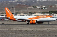 Alfonso Sols - Asociacin Canary Islands Spotting. Click to see full size photo