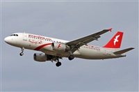 Jordi Rull Dalmau.Spotters BCN-El Prat. Click to see full size photo