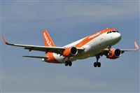 Gabriele Fontana - Tuscan Aviation. Click to see full size photo