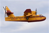 Anonymous aviation photographer-AIRE.ORG. Click to see full size photo