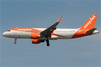 Gabriele Fontana - Tuscan Aviation. Click to see full size photo
