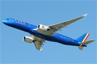 Gabriele Fontana - Tuscan Aviation. Click to see full size photo