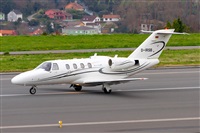 �Aar�n25. Click to see full size photo