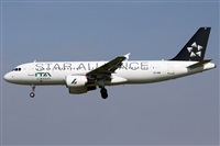 �Oscar Mart�nez spotter Barcelona el Prat. Click to see full size photo