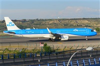 �Miguel A. �gueda Rguez.  (CANARY ISLANDS SPOTTING). Click to see full size photo