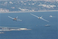 Rodrigo Carvalho - Noisy Spotters. Click to see full size photo
