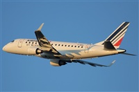 Rodrigo Carvalho - Noisy Spotters. Click to see full size photo